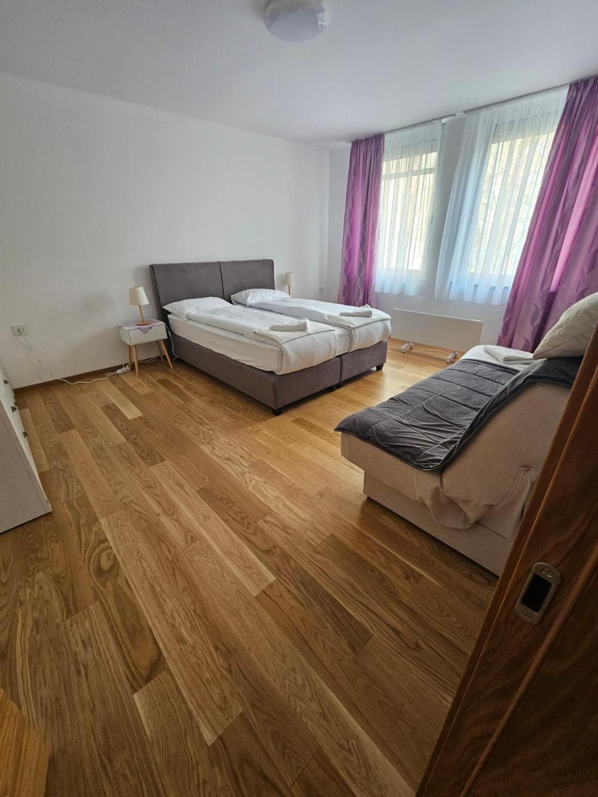 Apartman Centar Bulevar Ex Sa Garazom Баня-Лука Экстерьер фото